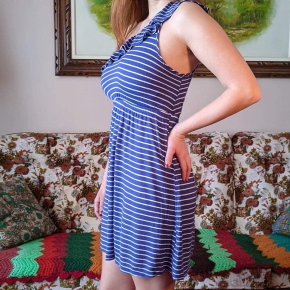 Blue and white striped one shoulder ruffle dress - Picture 5 of 6